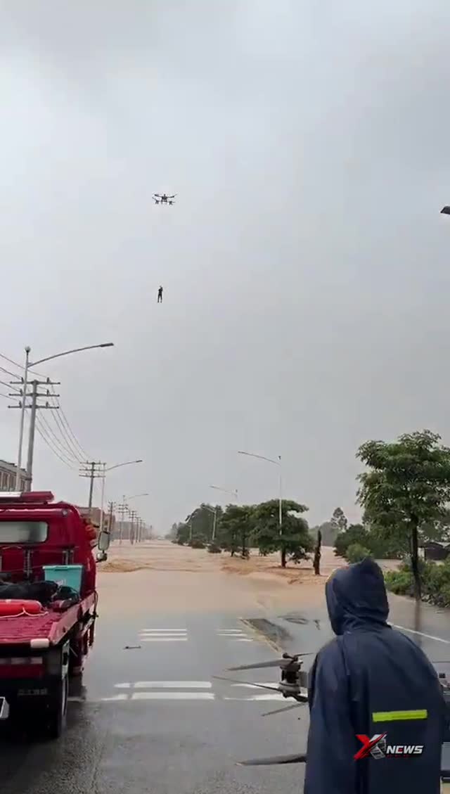 无人机大国实力碾压，这画面燃爆了