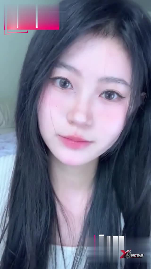 邓仕碧被情夫拴狗绳勒颈猛草，彻底沦为母狗