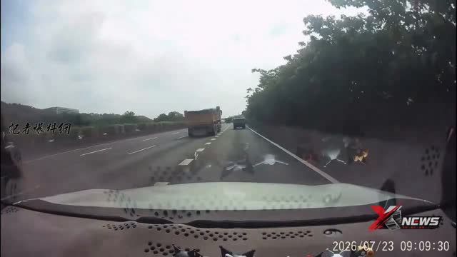 國3小貨車煞不住！連撞4車，轎車45度騰空卡車尾