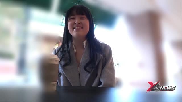 花店甜美女孩温柔外表下藏着惊人热情