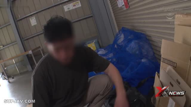 公寓透明内裤美臀，灌肠失控喷溅